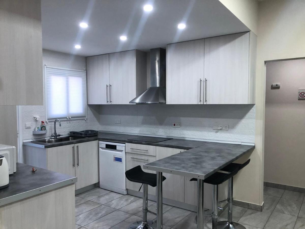 Great Views Apartment II Лимасол Экстерьер фото